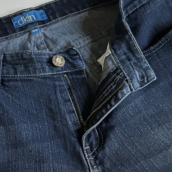 dkin Women's size 18 W Blue High Rise Jeans - Picture 4 of 15